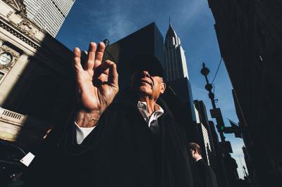 法国.Arnaud MontagardSlice of Light的写真-fbNYCbrob21nov-1